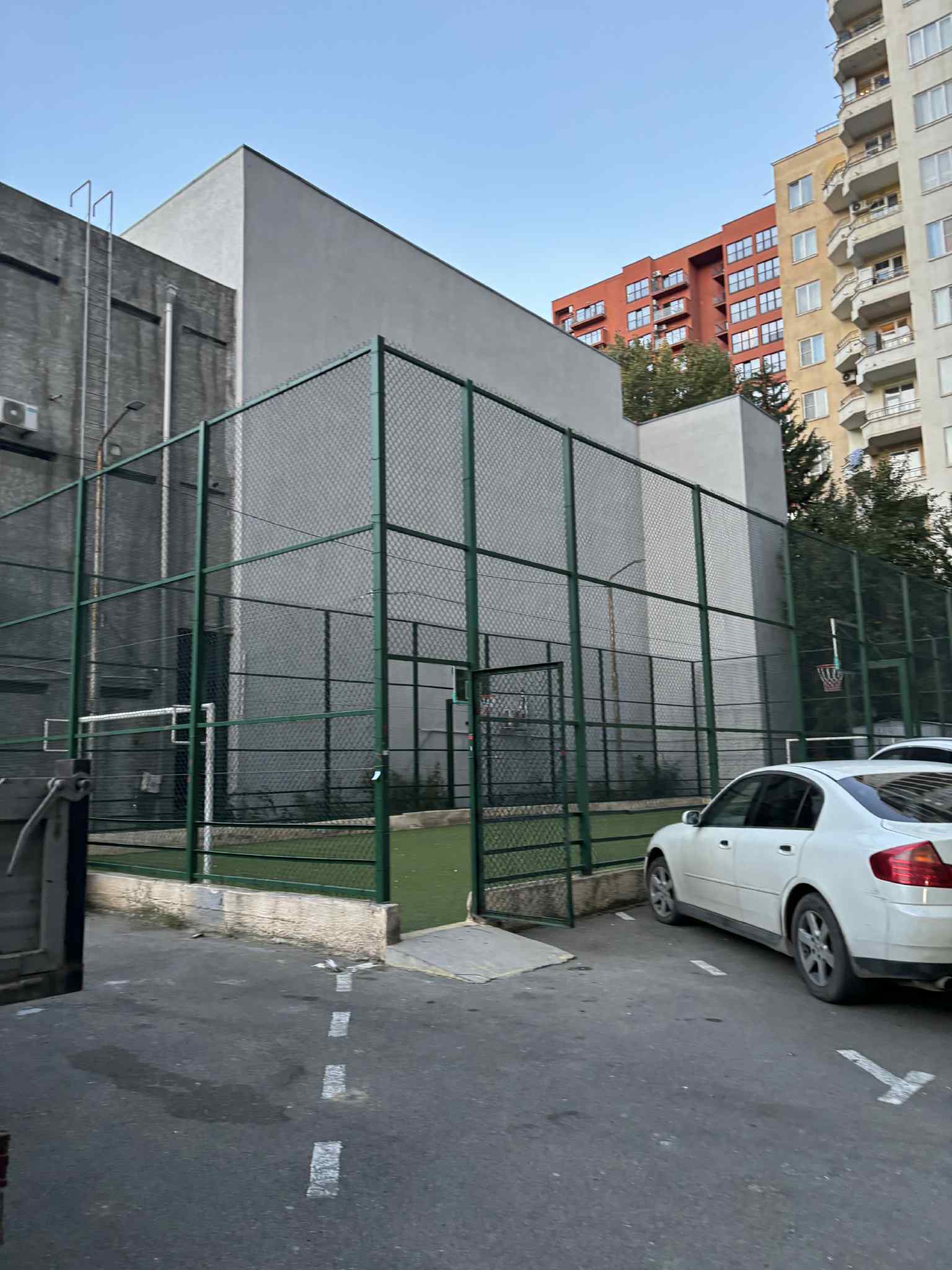 Neighborhood photo 1